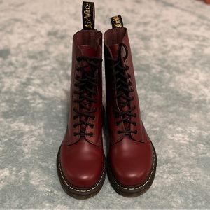 Dr. Marten's 1490 Original, Unisex-Adult Boots, Cherry Red, 6 UK